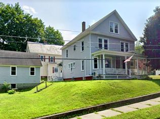 8 Williams Ter, Bellows Falls, VT 05101