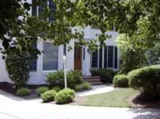 1300 Gateshead Ln, Matthews, NC 28105