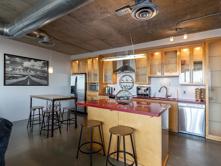 207 W Clarendon Ave #20D — Photo 13