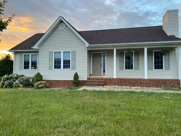172 Cow Way Ln, Concord, VA 24538