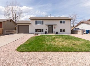 2131 Vinewood Ln, Pueblo, CO 81005