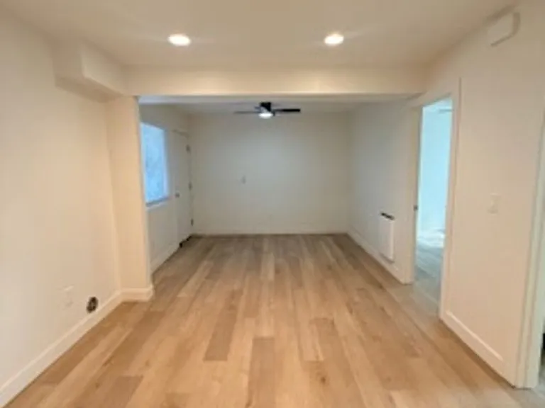 4525 Rainier Ave — Photo 28