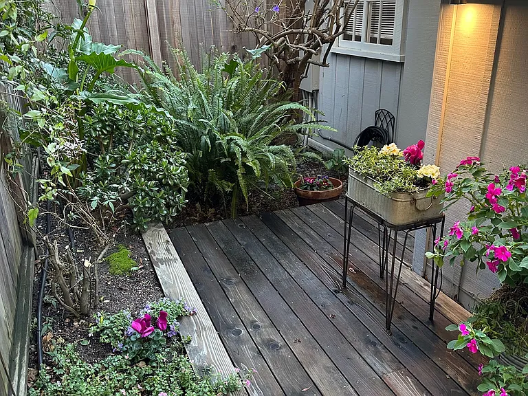 2 Vizcaino NW — Photo 9