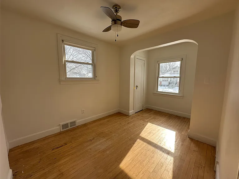 bedroom #1