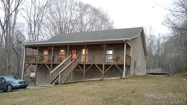1st image of 221 Rolling Meadows Ln
