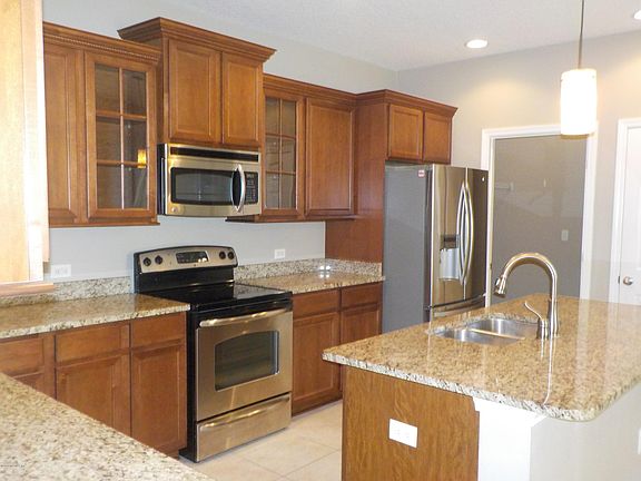 2nd image of 141 Cresthaven Pl