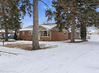 6135 Birmingham St, Chicago Ridge, IL 60415