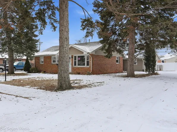 6135 Birmingham St, Chicago Ridge, IL 60415
