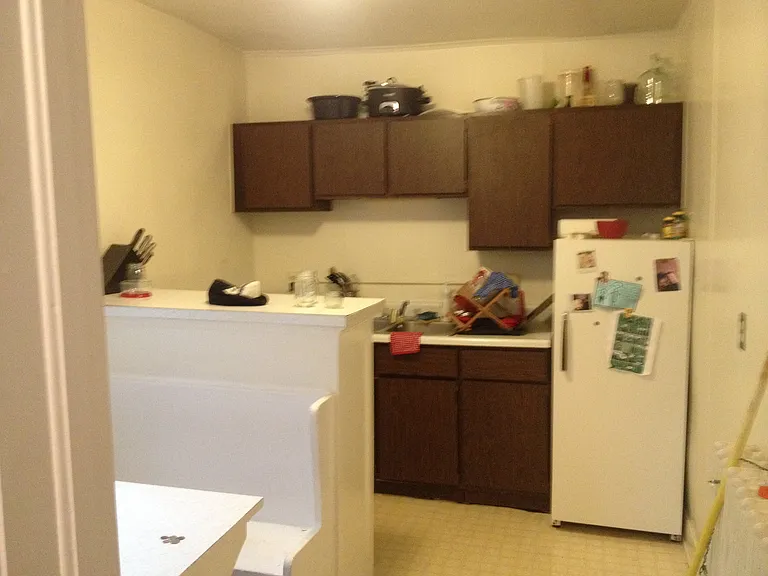 1928 E Superior St #4 — Photo 14
