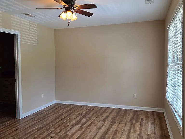 7929 Marley Dr — Photo 5