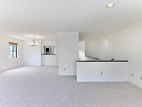 5th image of 7955 Prospect Pl Unit C