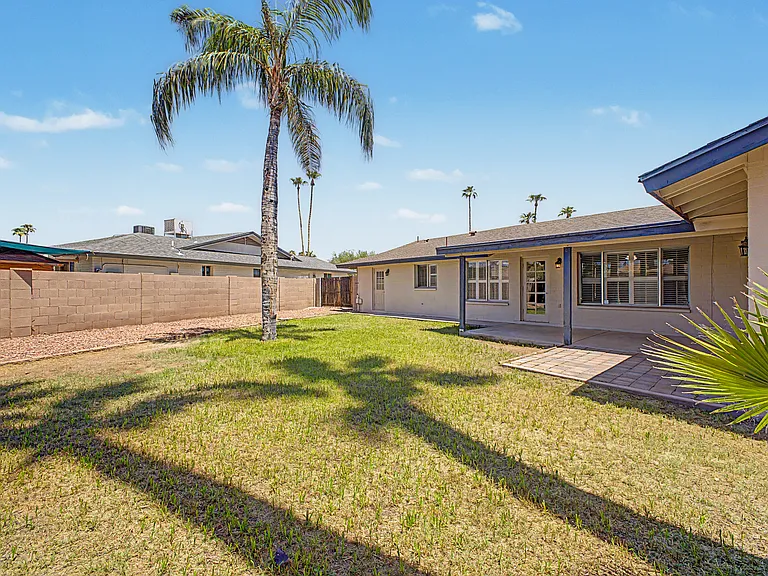 4016 W Hayward Ave — Photo 27