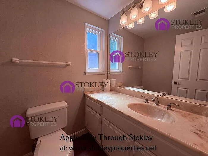 2397 Lake Meadow Cir — Photo 22