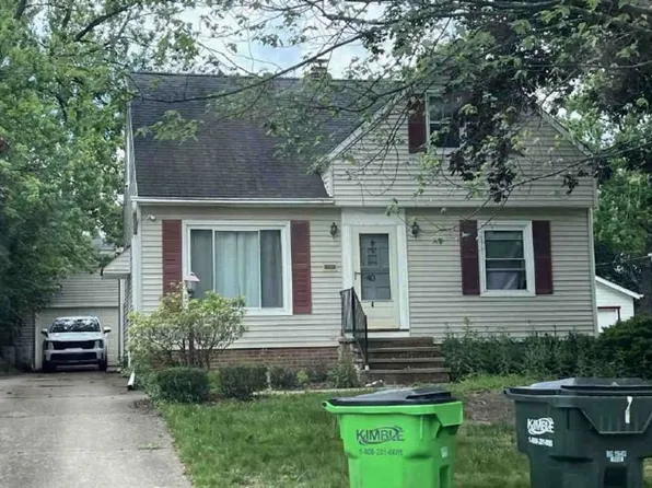 40 Natalie Rd, Bedford, OH 44146