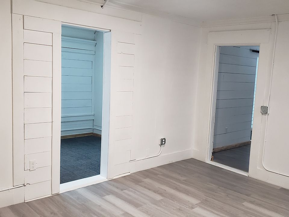 2nd image of 1 Center St