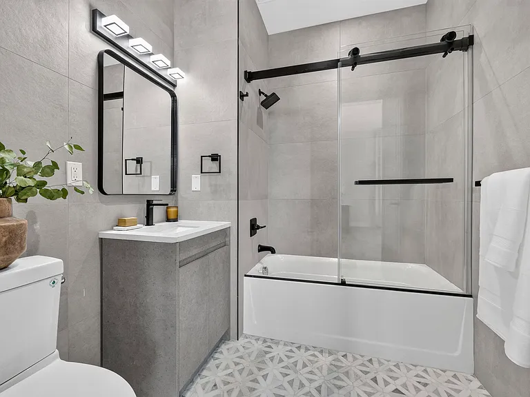 300 Washington St #9G — Photo 6