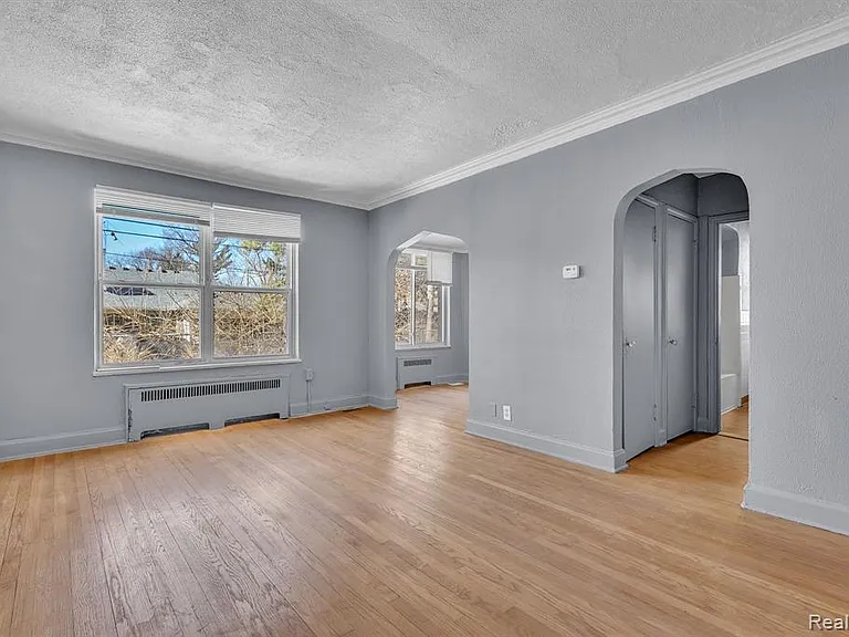 17701 Manderson Rd — Photo 29