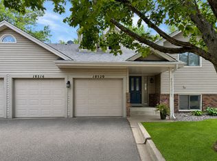 18516 Creeks Bend Dr, Minnetonka, MN 55345
