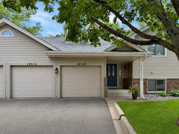 18516 Creeks Bend Dr, Minnetonka, MN 55345