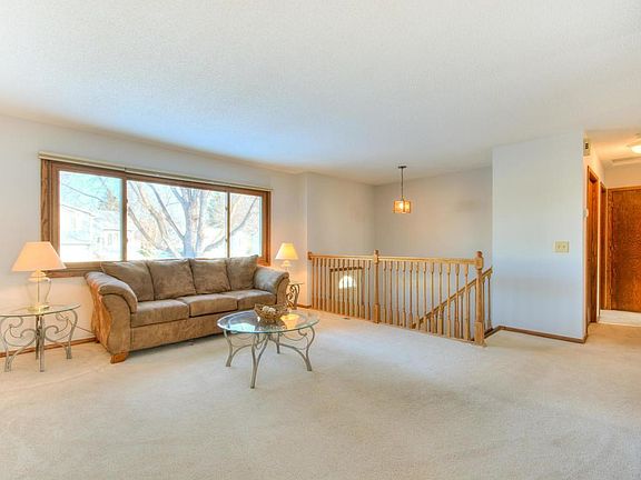 5th image of 14057 Carmody Dr