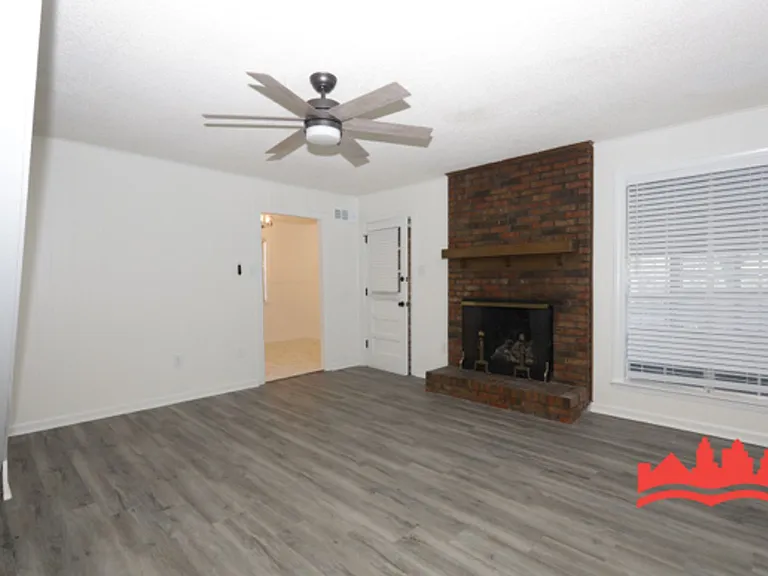 8241 Misty Meadows Ln — Photo 11