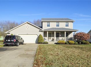 624 Springfield Rd, Columbiana, OH 44408
