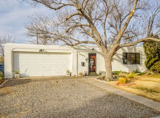 1823 Field Dr NE, Albuquerque, NM 87112