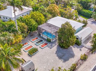 83 Sugarloaf Dr, Sugarloaf Key, FL 33042