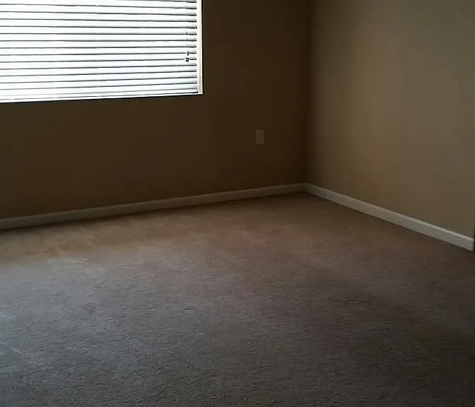 291 SW Palm Dr #303 — Photo 4