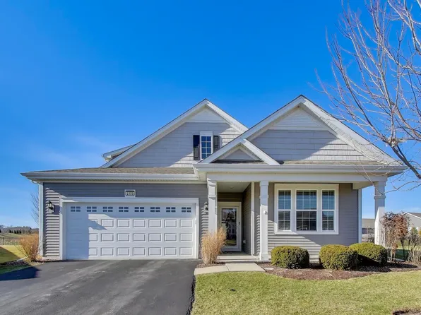 2355 Cannon Dr, Pingree Grove, IL 60140