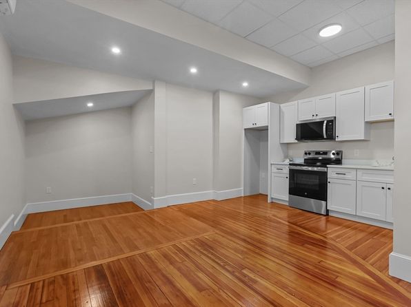 75 County Street 5, Seekonk, MA 02771