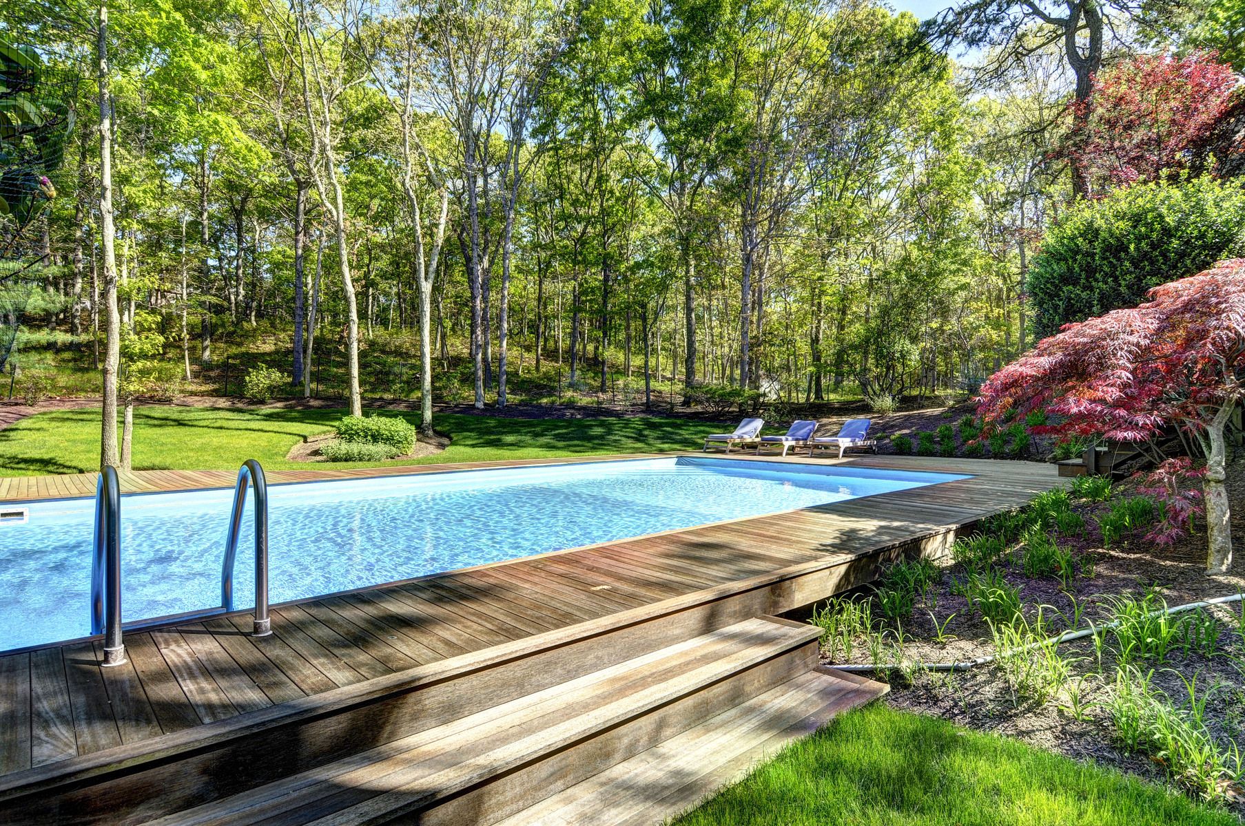 12 South Breeze Dr in Wainscott Out East