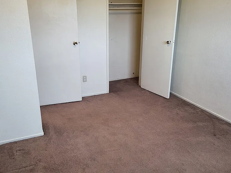 1444 Sanford Ave — Photo 15