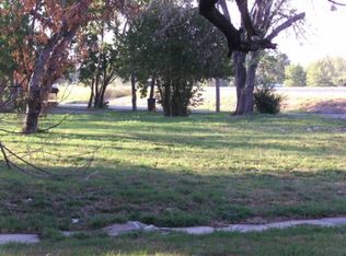 422 S Main St, Sallisaw, OK 74955