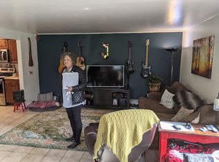 855 Smith St #E, Waupaca, WI 54981