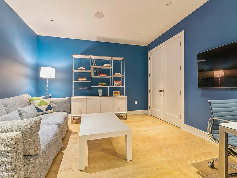 21 W Water St #2D — Photo 9