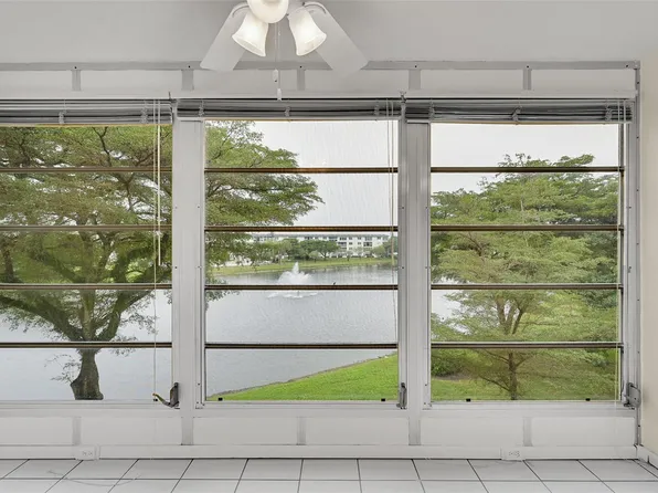 1703 Andros Isle #F3, Coconut Creek, FL 33066