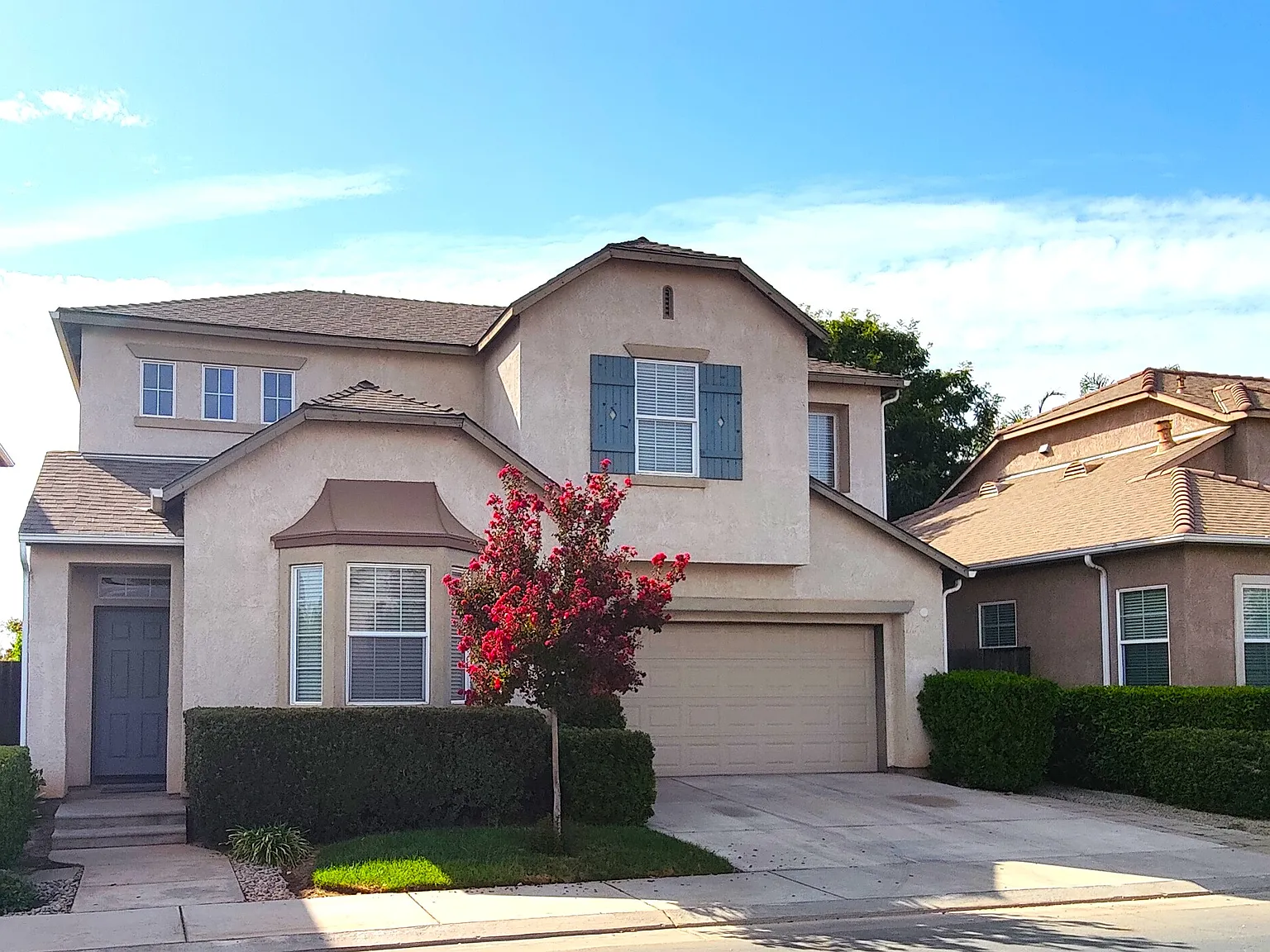 4 bed, 2.5 bath, 1971 sqft, $2,495 — Photo 1