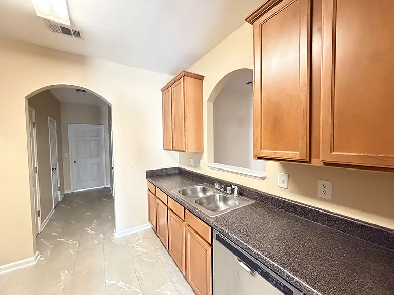 540 Georgia Way — Photo 5
