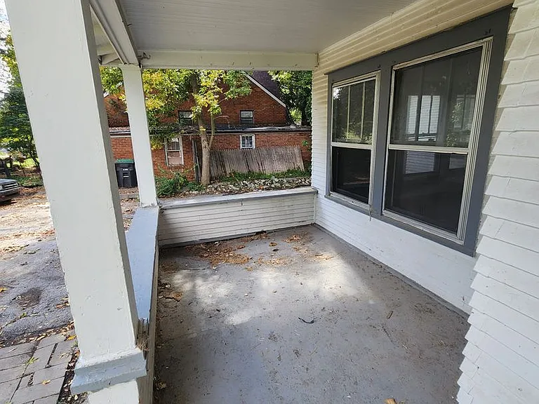 6010 Florence Blvd — Photo 5