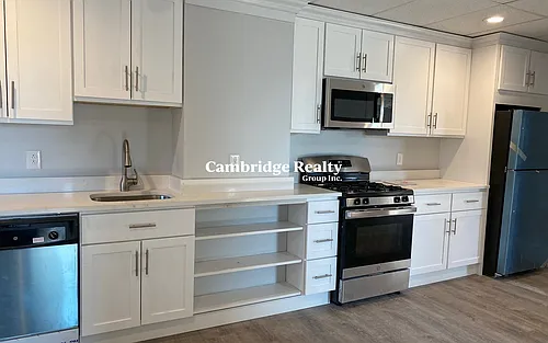 94 Irving St Photo 1