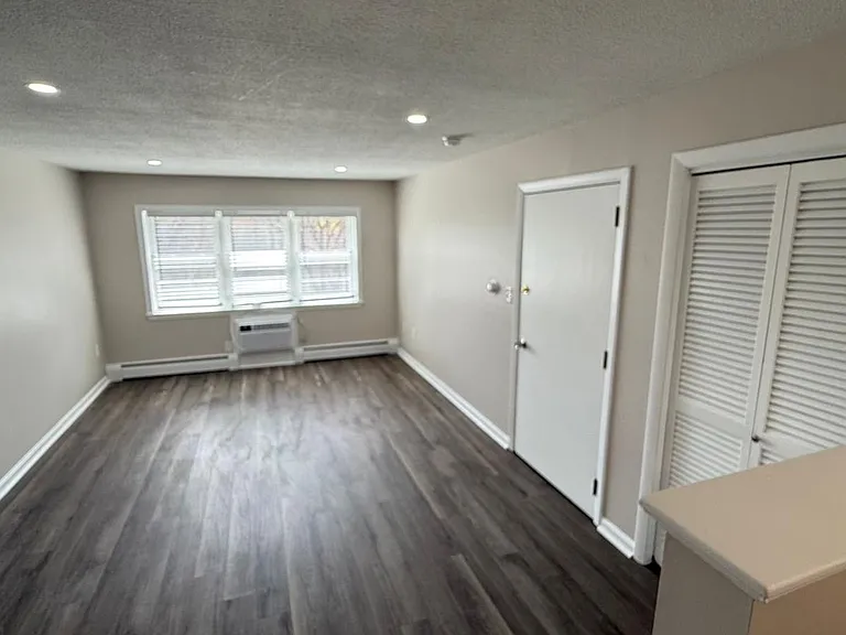 Upton St Apartments LLC — Photo 56