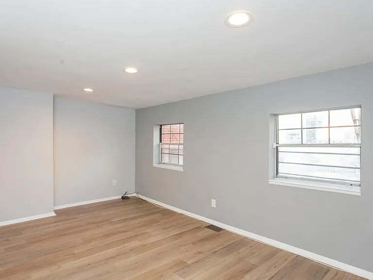 2015 Walnut St #409 — Photo 6