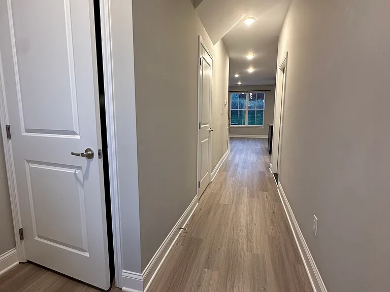 225 Harper Village Way — Photo 2