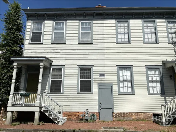 506 E York St, Savannah, GA 31401