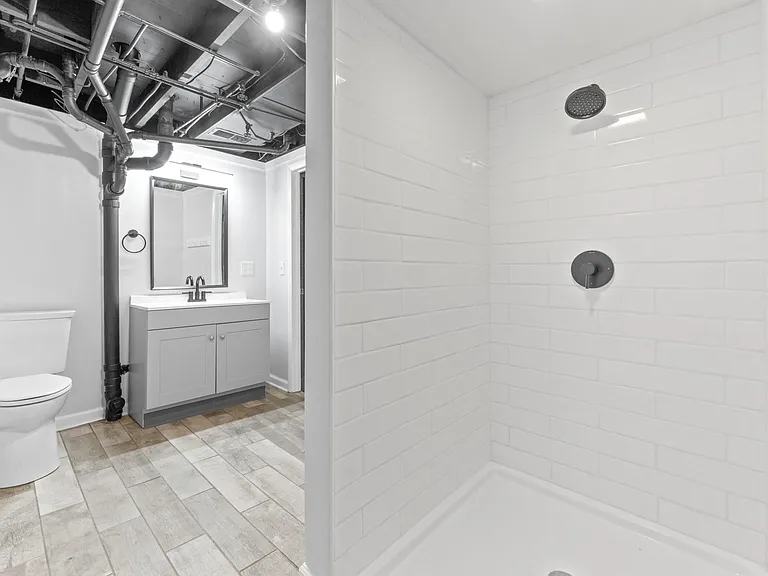 336 Maplewood Dr — Photo 11