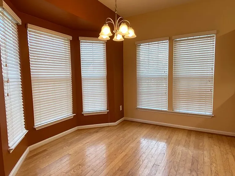 232 Hadley Commons Dr — Photo 3