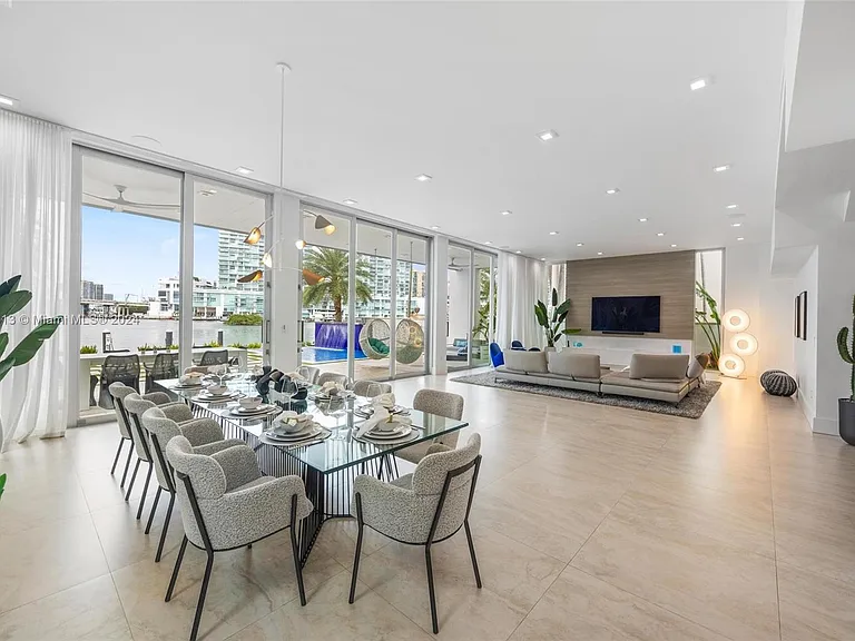 323 Atlantic Ave — Photo 37