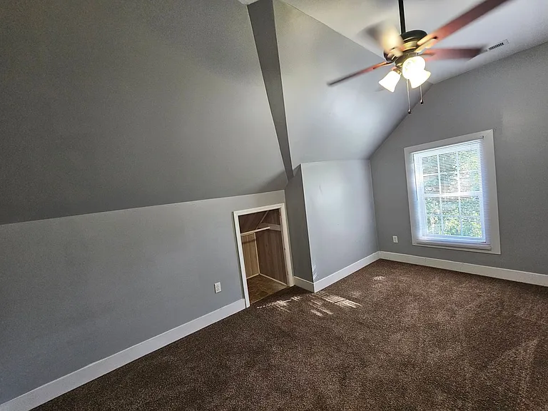 228 Charlotte Ave #B — Photo 10