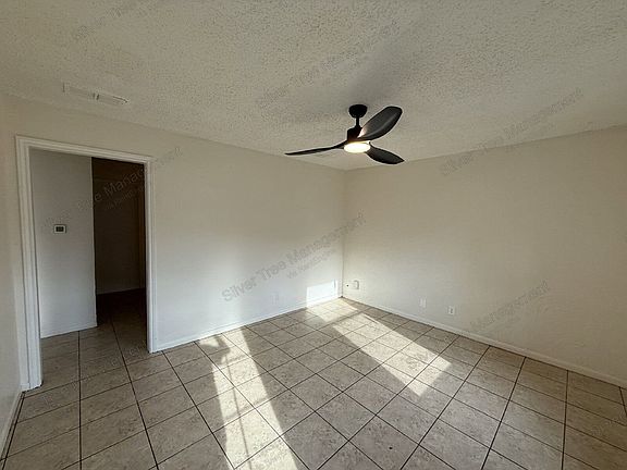 2nd image of 810 Central St #F